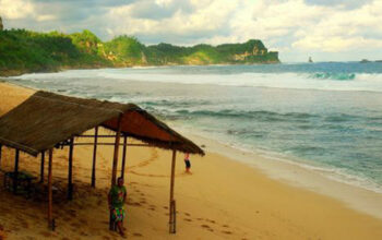 http://javatourasian.com/wp-content/uploads/2023/10/pantai-nampu-5.jpg