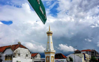 tour satu hari jogja dengan bus mewah