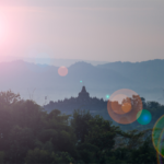 Trip Sehari Jogja: Sunrise Setumbu, Borobudur & Prambanan