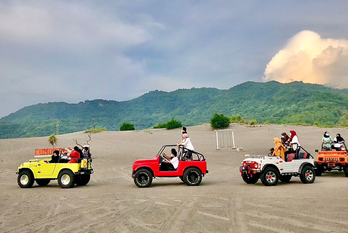 Paket Jeep Parangtritis